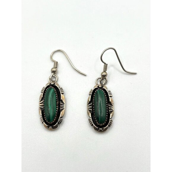 925 Vintage Sterling Silver Native American Navajo Oval Malachite Drop Earrings - Picture 1 of 7